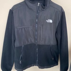 North face mens jacket (accepting offers)